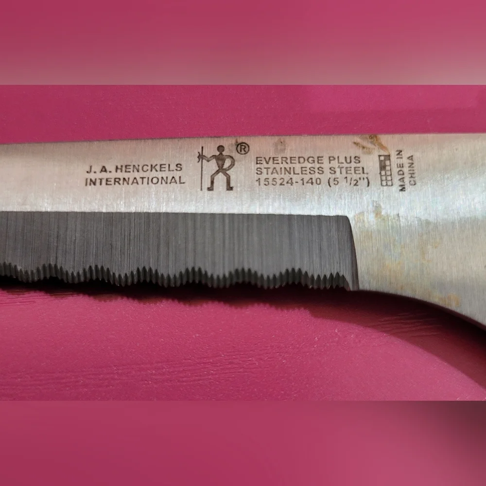 J. A. Henckels International Everedge Plus 5 1/2